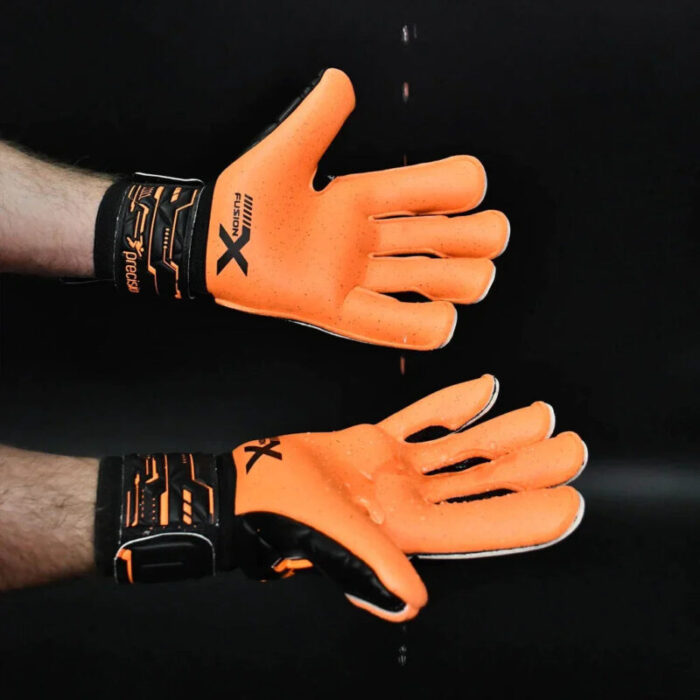 PrecisionJuniorFusionXProSurroundQuartzGKGloves 1 e0815711 e78f 457f 919a 5e73f25a99ce.webp