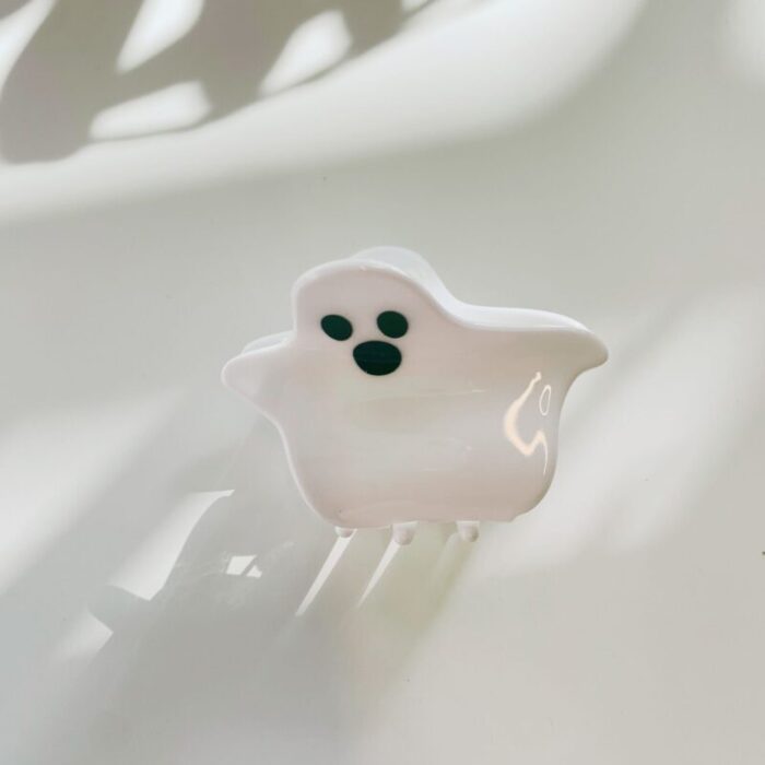 Velvet Claws Mini Hair Clip Halloween Collection Baby Ghost Go Boo Claw Clip in Velvet Travel Bag 4 96145bea 6348 4854 8012 cd6fef21dada