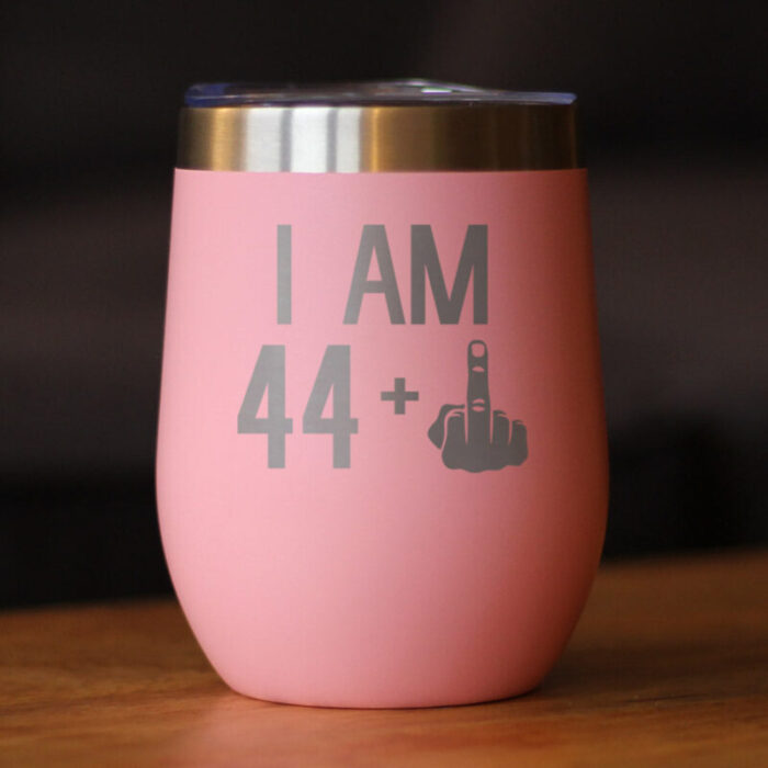 WT 44 1 pink lifestyle1 SQ