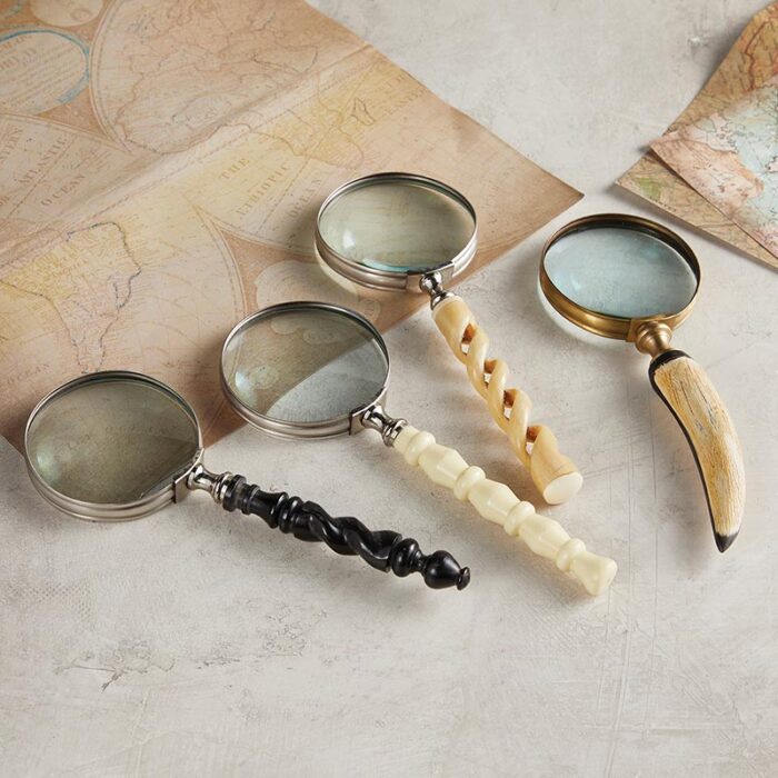 White Magnifying Glass Decorative Handheld Magnifier 3 497a5ece 8e1d 47de a040 6f12aaa59ae1